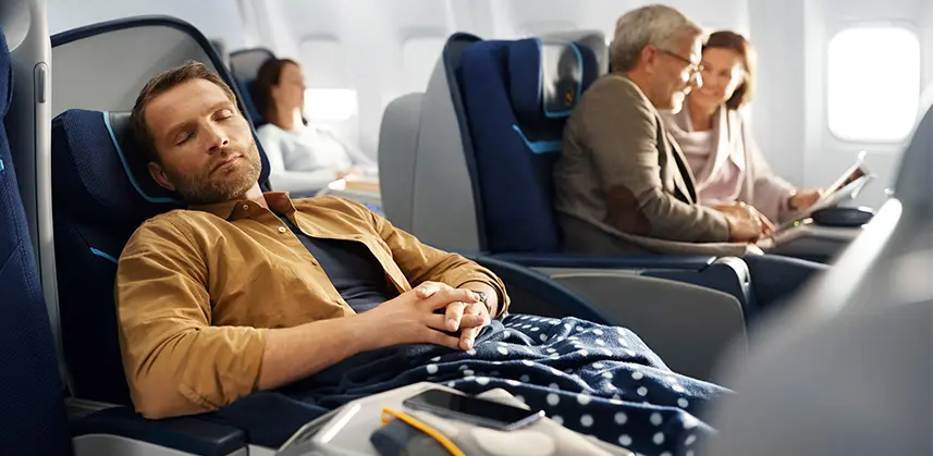 How to Maximize Comfort and Productivity on a Long-Haul Business Class Flight